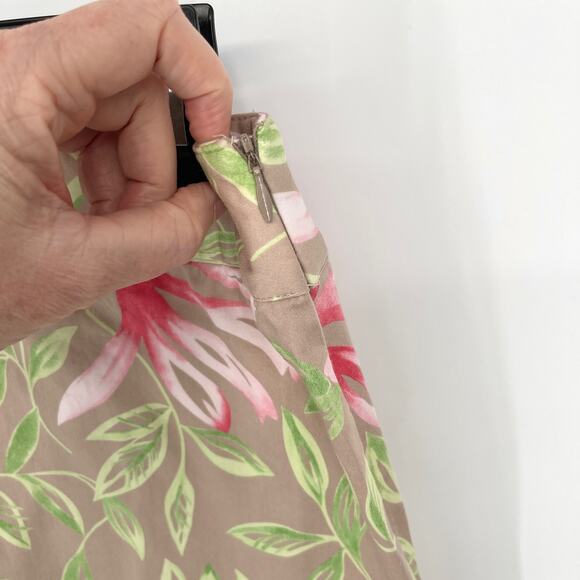 Talbots Skirt Womens Sz 8P Tan Pink Green Tropical Floral Cotton Blend Stretch - Picture 3 of 6